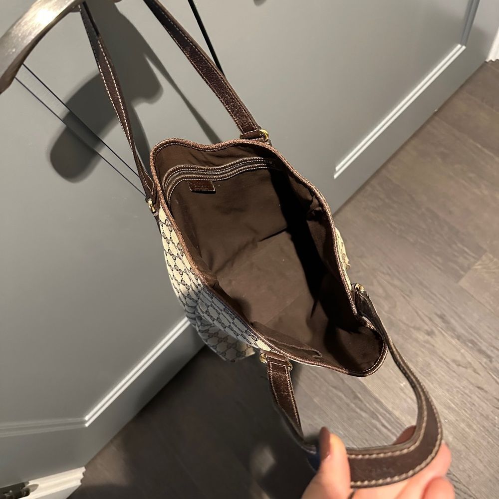 Gucci Tote - Picture 6 of 8